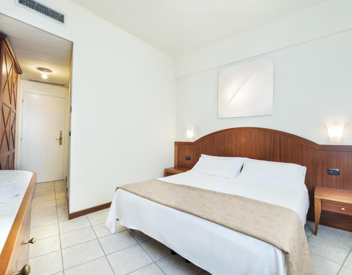 מילאנו מריטימה Hotel Bellevue Beach - Sul Mare מראה חיצוני תמונה