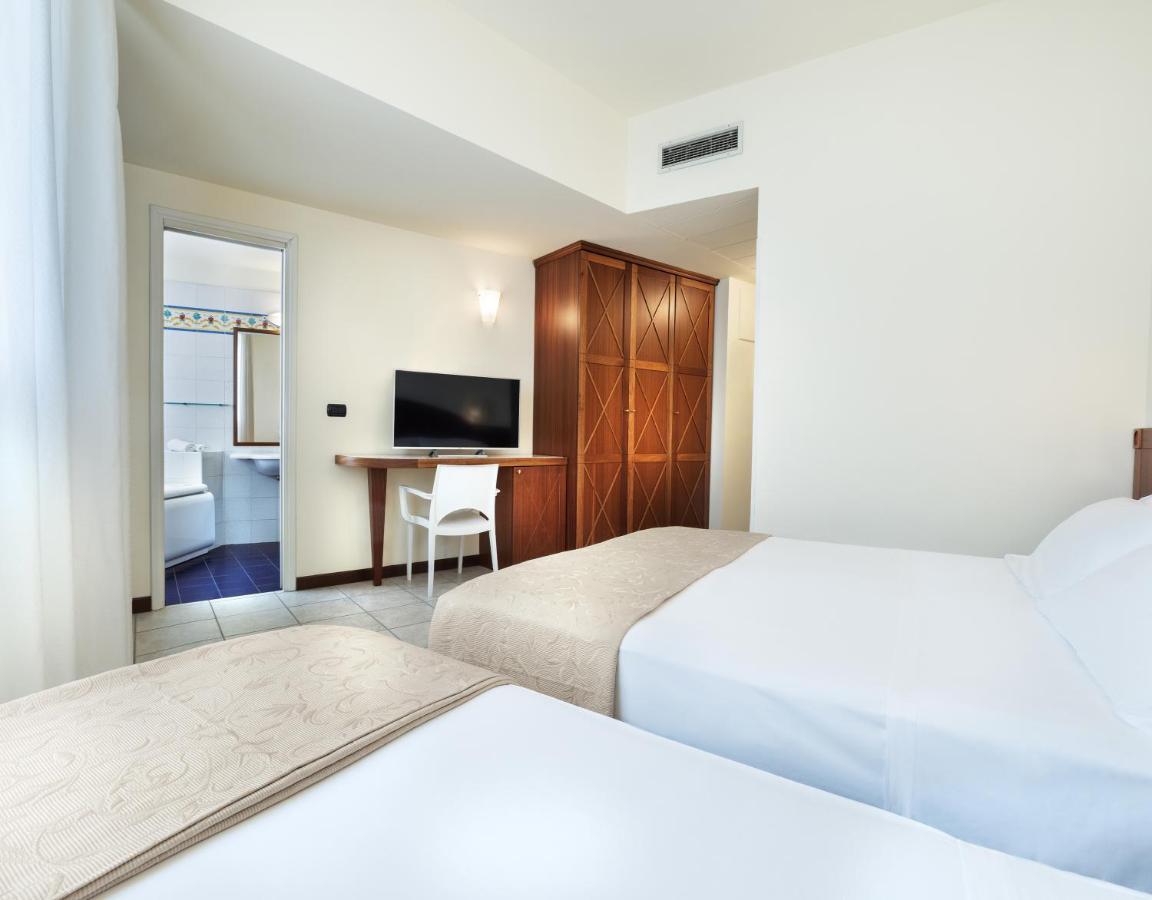 מילאנו מריטימה Hotel Bellevue Beach - Sul Mare מראה חיצוני תמונה