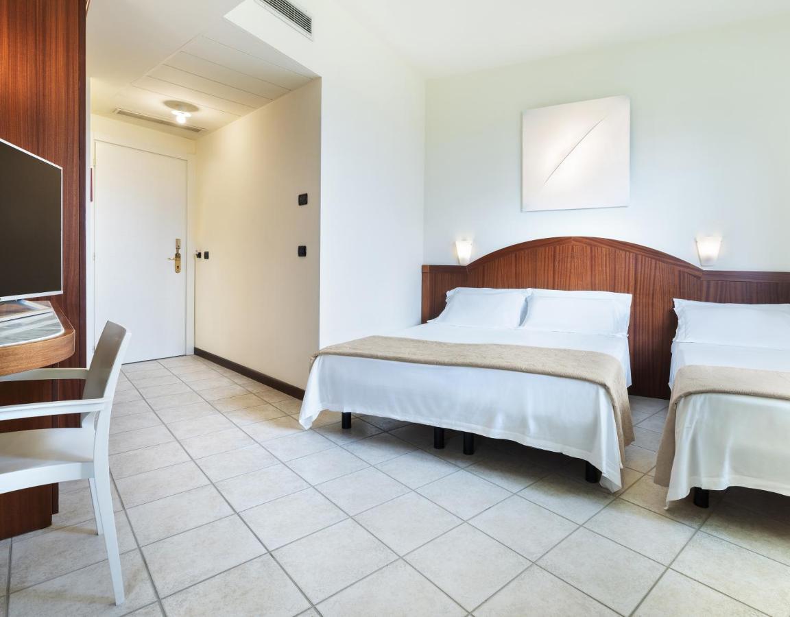 מילאנו מריטימה Hotel Bellevue Beach - Sul Mare מראה חיצוני תמונה