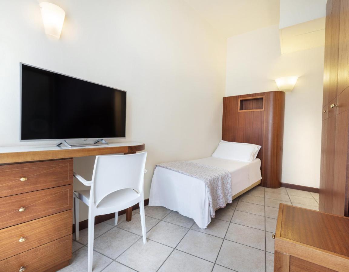 מילאנו מריטימה Hotel Bellevue Beach - Sul Mare מראה חיצוני תמונה