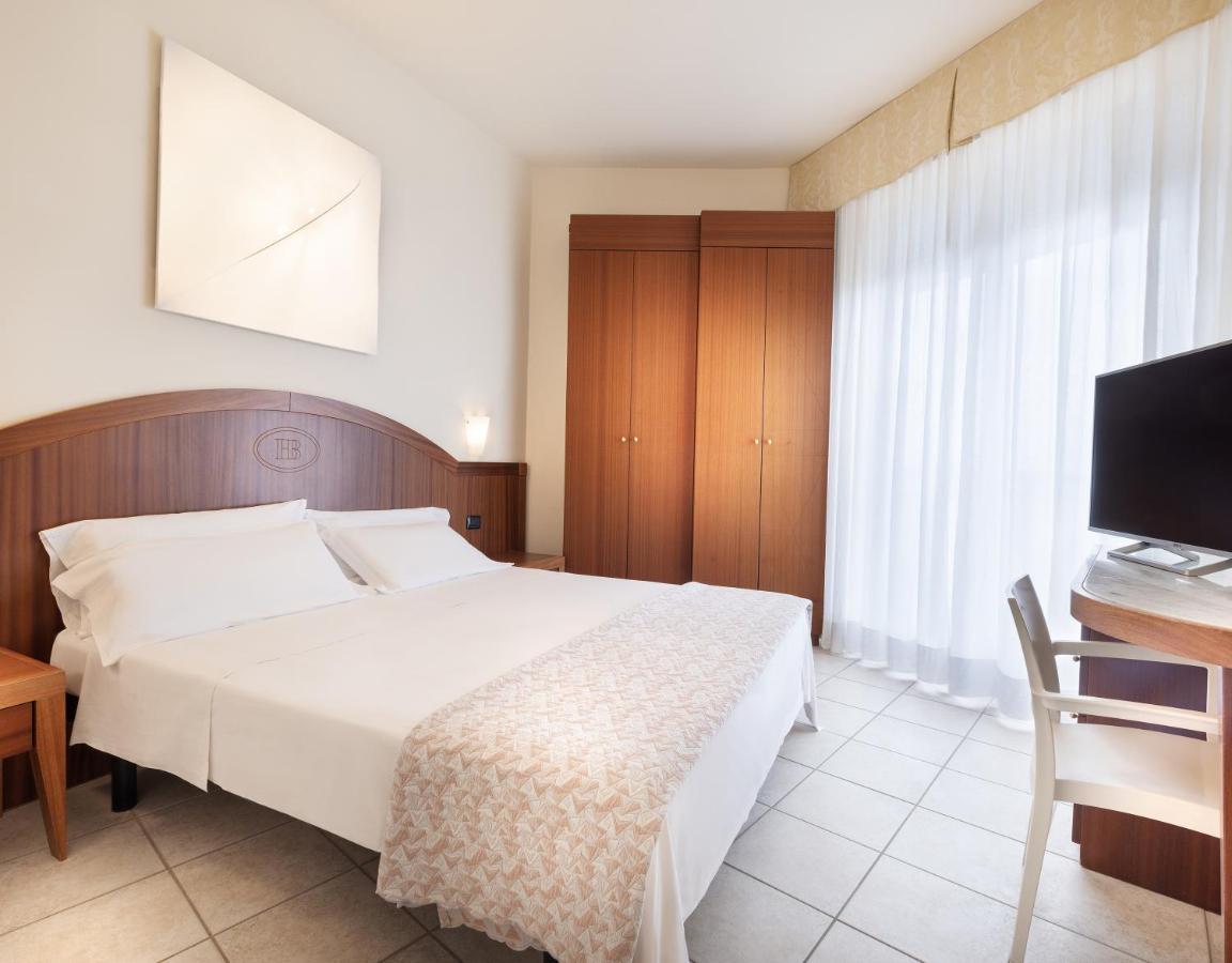 מילאנו מריטימה Hotel Bellevue Beach - Sul Mare מראה חיצוני תמונה